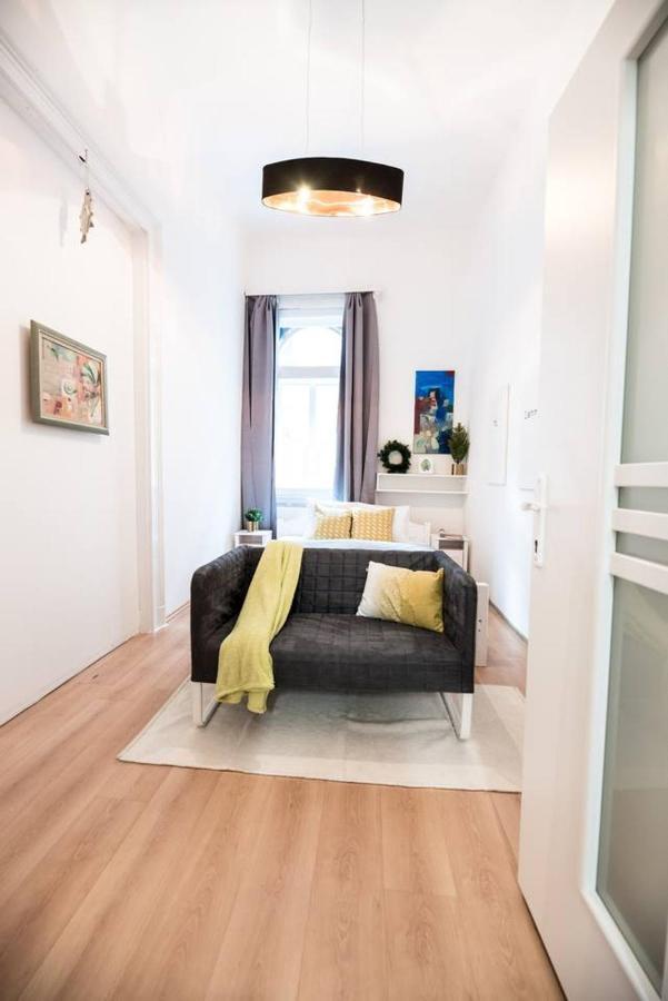 Cosy And Central Apartment With 4 Bedrooms And A/C Budapest Extérieur photo