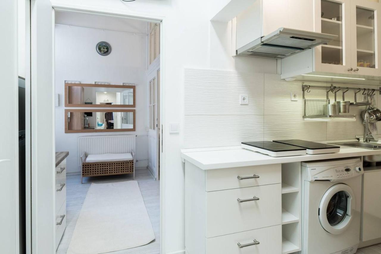 Cosy And Central Apartment With 4 Bedrooms And A/C Budapest Extérieur photo