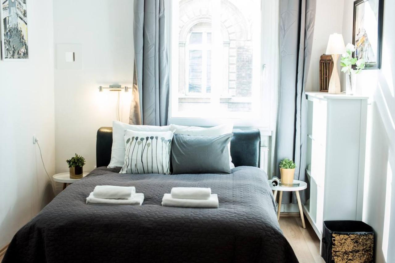 Cosy And Central Apartment With 4 Bedrooms And A/C Budapest Extérieur photo