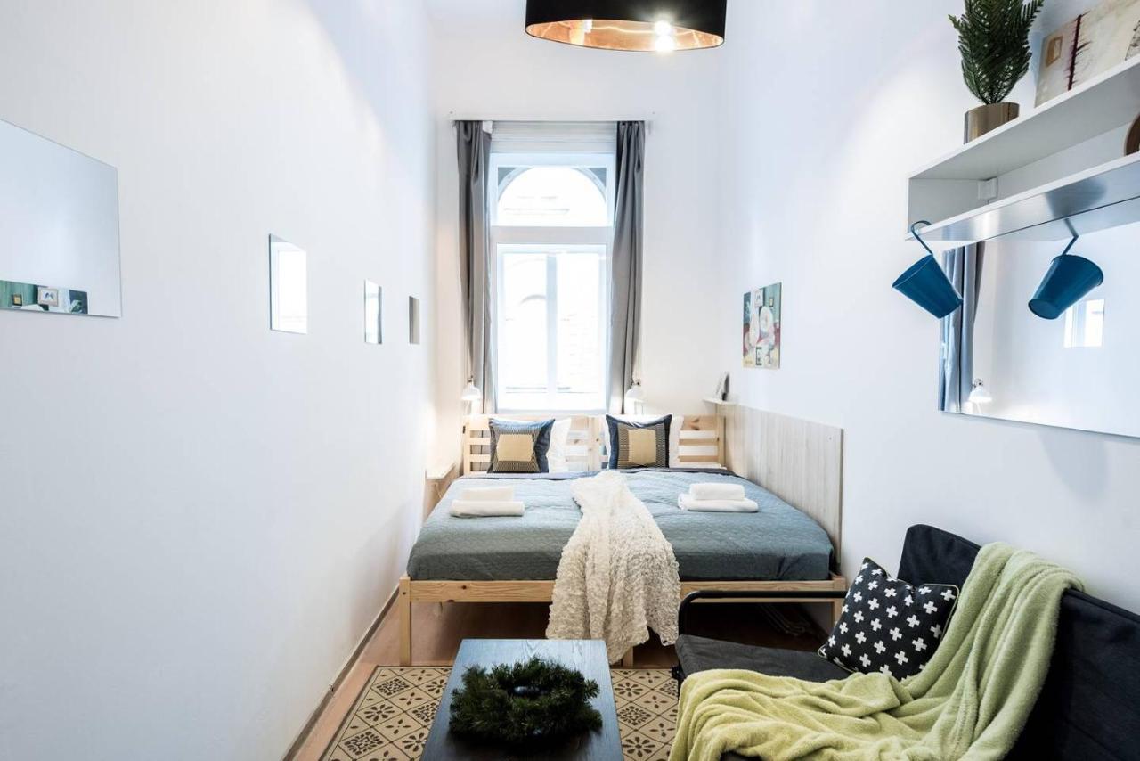 Cosy And Central Apartment With 4 Bedrooms And A/C Budapest Extérieur photo